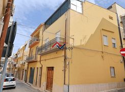 Casa indipendente in vendita