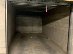 Box/posto auto in vendita