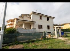 Casa Bi/Trifamiliare in vendita