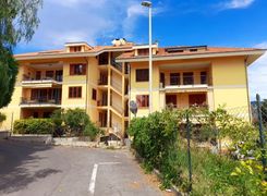 Trilocale in vendita
