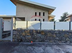 Casa Bi/Trifamiliare in vendita