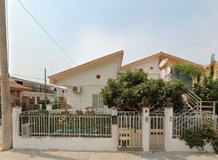 Casa indipendente in vendita