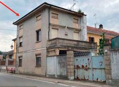 Casa indipendente in vendita