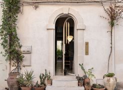 Casa indipendente in vendita