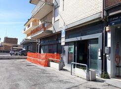 Negozio/Locale commerciale in vendita