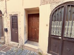 Trilocale in vendita