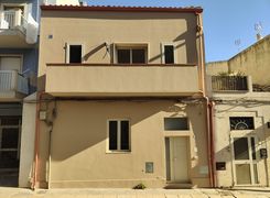 Casa indipendente in vendita
