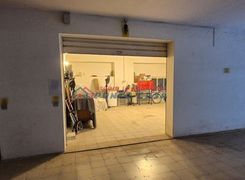 Box/posto auto in vendita