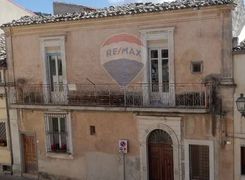 Quadrilocale in vendita