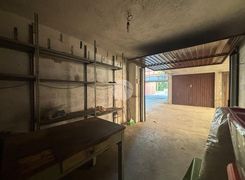 Box/posto auto in vendita