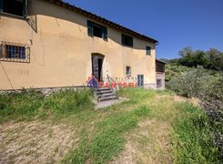 Casa indipendente in vendita