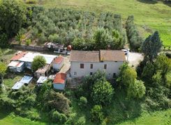 Casa indipendente in vendita