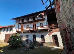 Casa indipendente in vendita