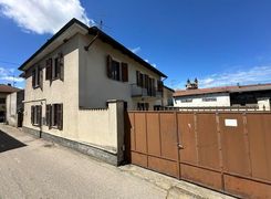 Casa indipendente in vendita