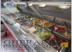 Negozio/Locale commerciale in vendita