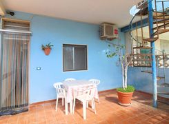 Casa indipendente in vendita