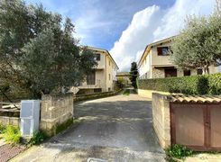 Casa Bi/Trifamiliare in vendita