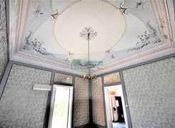 Casa indipendente in vendita