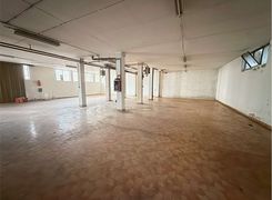 Negozio/Locale commerciale in affitto