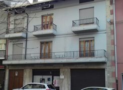 Casa indipendente in vendita