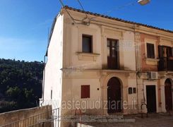 Quadrilocale in vendita