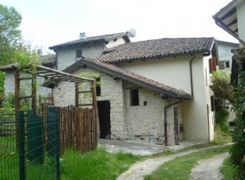 Casa indipendente in vendita