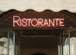 Negozio/Locale commerciale in affitto