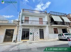 Casa indipendente in vendita