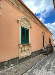 Casa indipendente in vendita