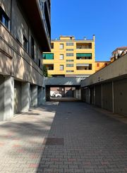 Negozio/Locale commerciale in affitto