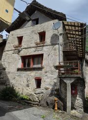 Casa indipendente in vendita