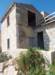 Casa indipendente in vendita
