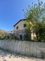 Casa indipendente in vendita
