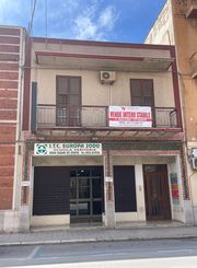 Edificio in vendita