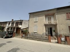 Casa indipendente in vendita