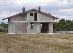 Casa indipendente in vendita
