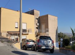 Casa indipendente in vendita
