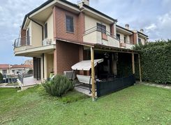 Villetta a schiera in affitto