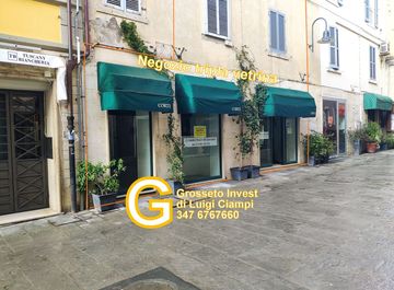 Locale commerciale in ricasoli 7 a Grosseto in zona Centro Storico