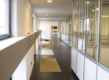 Ufficio in Via Bartolomeo Ordonez 32 a Carrara in zona Fossola-Marasio-Sant'Antonio-Stadio