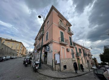 Bilocale in Affitto in Calata San Francesco a Napoli
