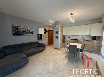 https://images-1.casa.it/360x265/listing/0/29/ca/46/818167062.jpg image