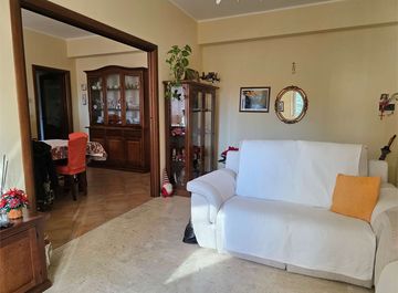 https://images-1.casa.it/360x265/listing/0/38/04/16/751429932.jpg image