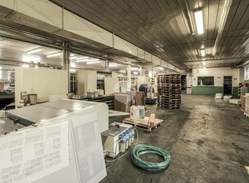 Capannone in Via Vittorio Veneto 81 a Secugnago