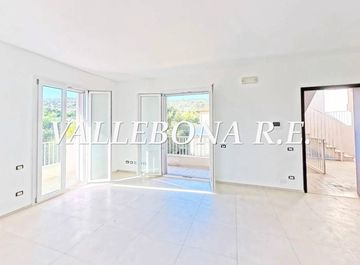 Quadrilocale in Via Fabrizio de Andrè a Carloforte in zona Isola di San Pietro