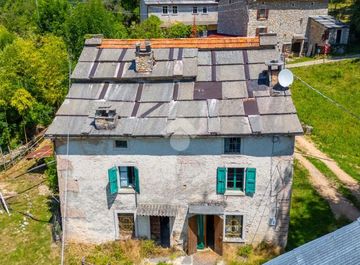 Rustico/casale in Contrada Segai a Bosco Chiesanuova