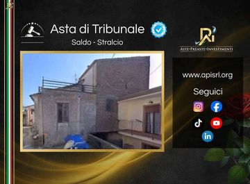 Casa indipendente in Via Monticello 8 a Valle di Maddaloni