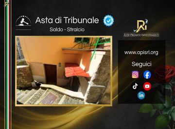 Quadrilocale in Via dell’Indipendenza 6 a Jenne