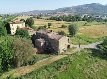 Rustici Casali economici con terrazzo in vendita in provincia di