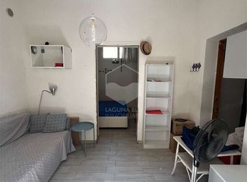 Casa indipendente in Via Giulio Anca Omodei a Marsala in zona Centro Storico